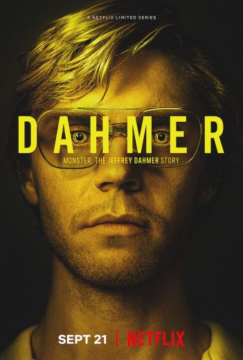 Monster: The Jeffrey Dahmer Story S01